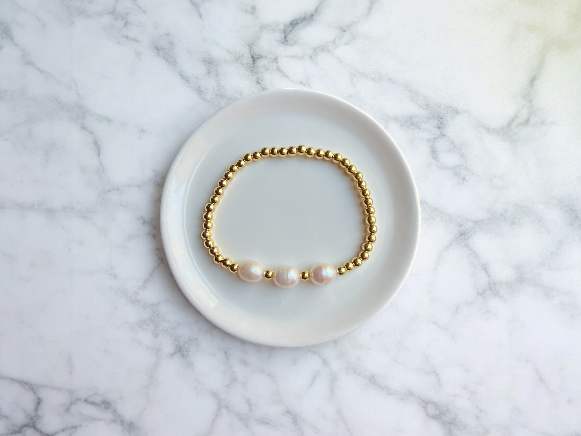 Victoria Gold Bead Bracelet